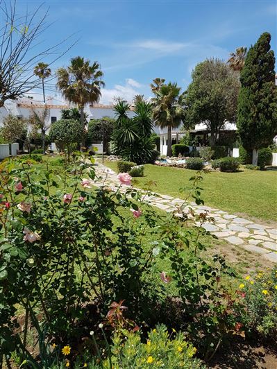 Image No.31-4 Bed Property for sale