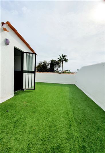 Image No.32-4 Bed Property for sale