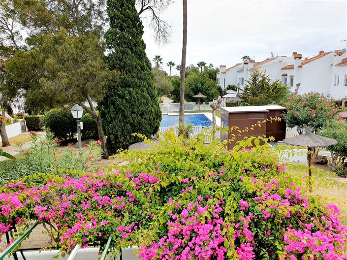 Image No.33-4 Bed Property for sale