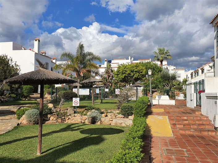 Image No.36-4 Bed Property for sale