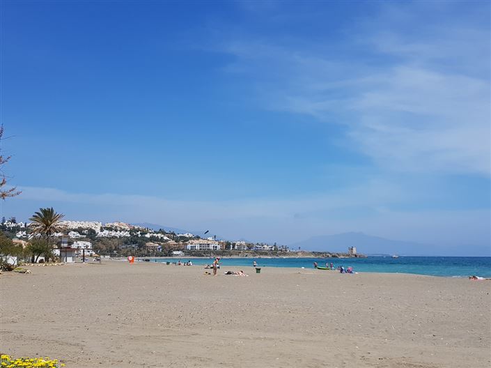 Image No.38-4 Bed Property for sale