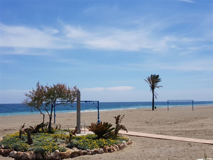 Image No.40-4 Bed Property for sale