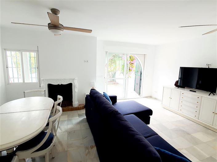 Image No.8-4 Bed Property for sale