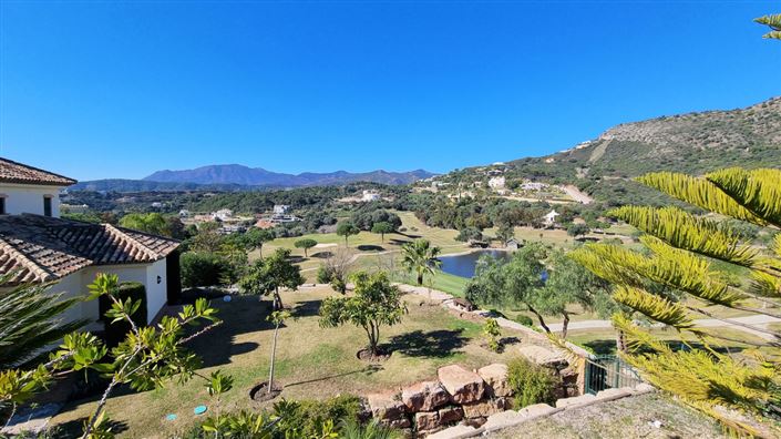 Image No.29-4 Bed Property for sale