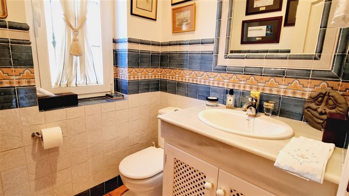 Image No.36-4 Bed Property for sale