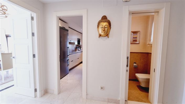 Image No.22-5 Bed Property for sale