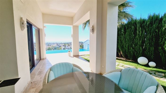 Image No.34-5 Bed Property for sale