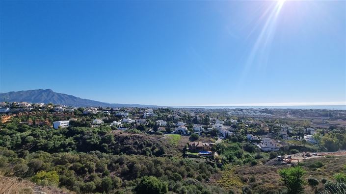 Image No.35-5 Bed Property for sale