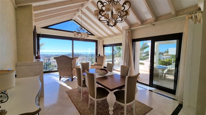 Image No.4-5 Bed Property for sale