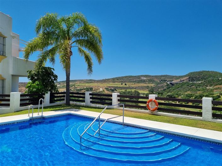 Image No.1-Appartement de 2 chambres à vendre à Estepona