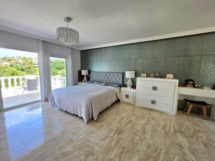 Image No.12-Propriété de 5 chambres à vendre à Elviria