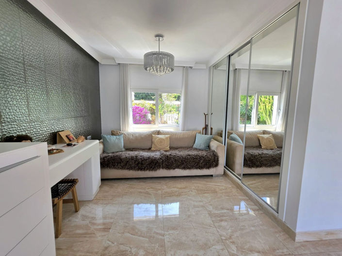 Image No.14-Propriété de 5 chambres à vendre à Elviria