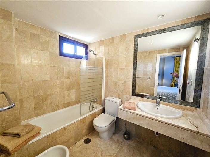 Image No.12-Appartement de 3 chambres à vendre à Estepona