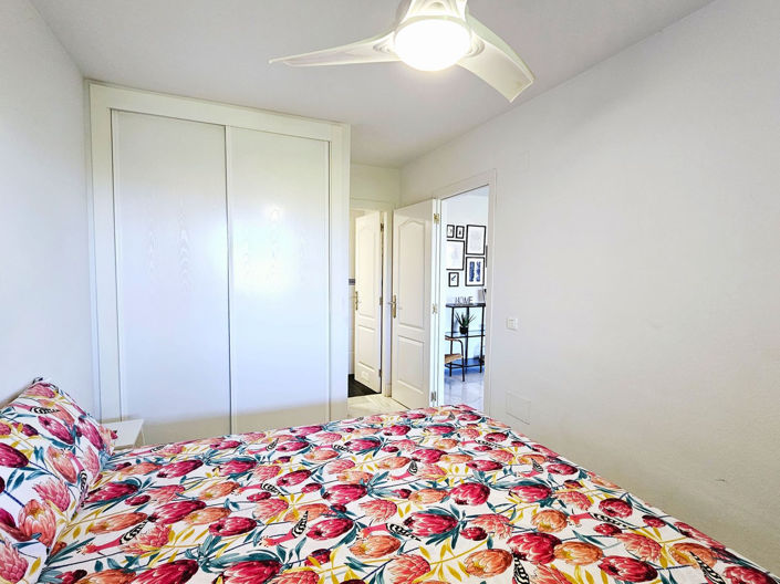 Image No.16-3 Bed Property for sale