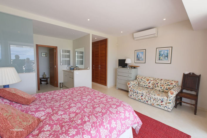 Image No.15-4 Bed Property for sale