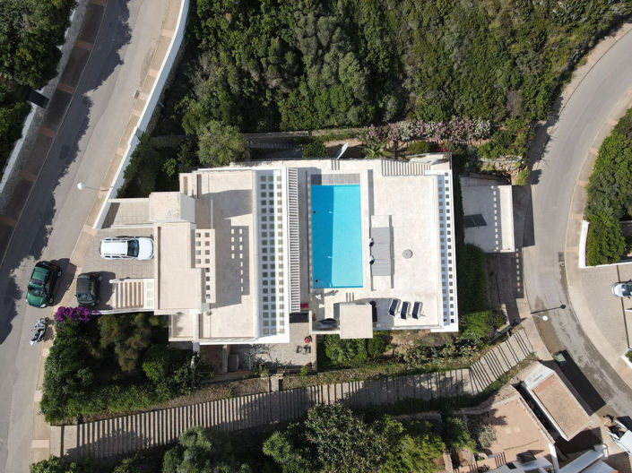 Image No.3-4 Bed Property for sale