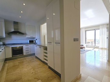 13-5fd73dea700db77384c091ca9818b1a9