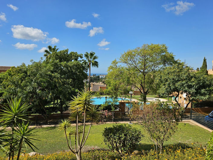 Image No.19-2 Bed Property for sale