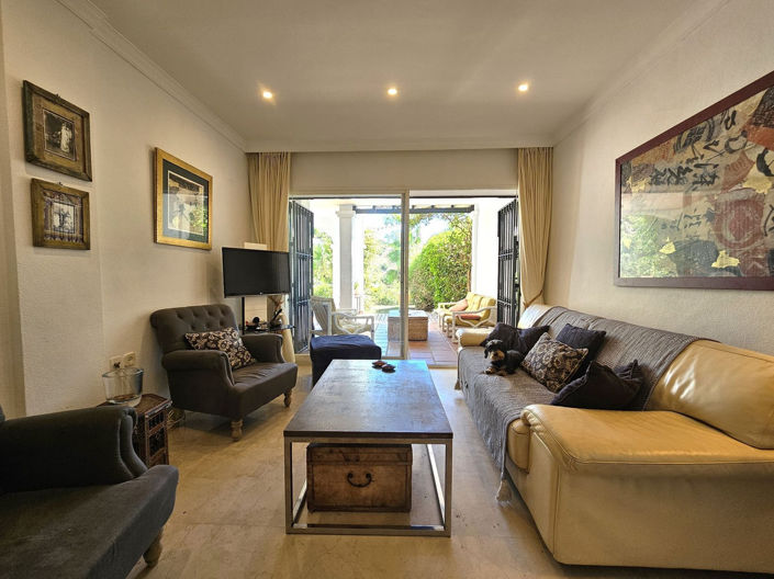 Image No.9-3 Bed Property for sale