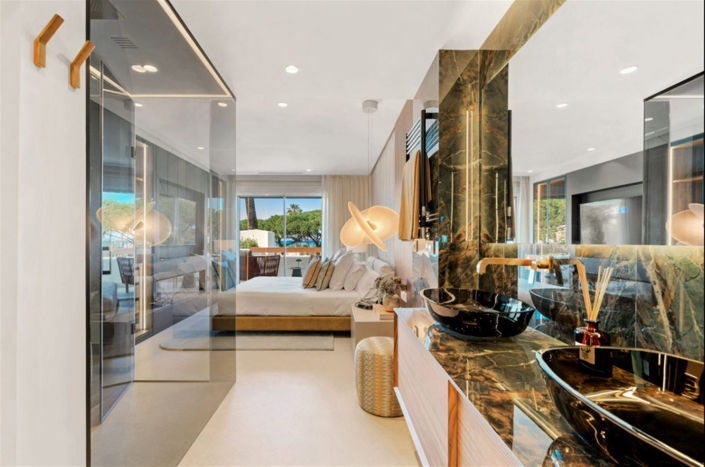 Image No.7-3 Bed Property for sale