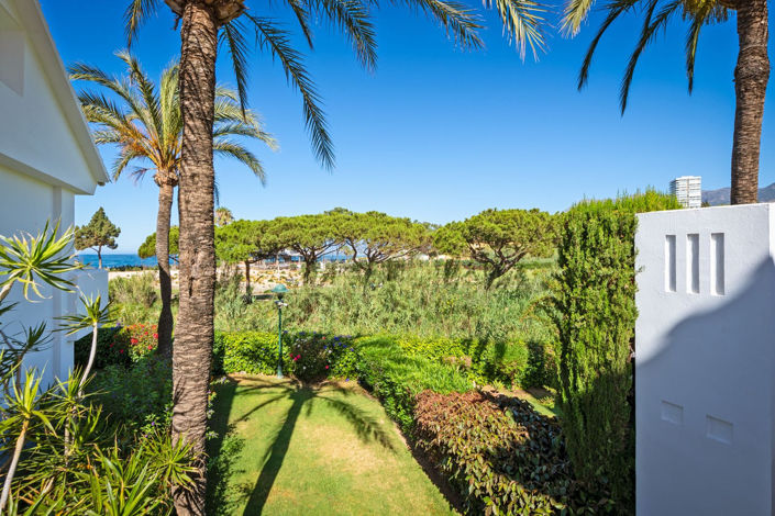 Image No.18-3 Bed Property for sale