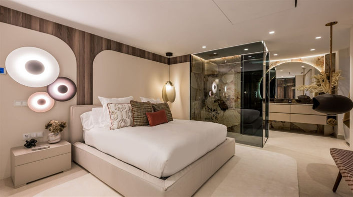 Image No.8-3 Bed Property for sale