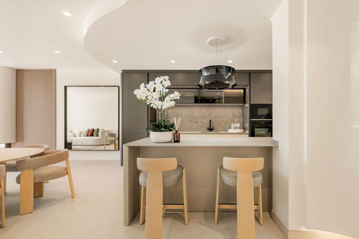 Image No.8-3 Bed Property for sale