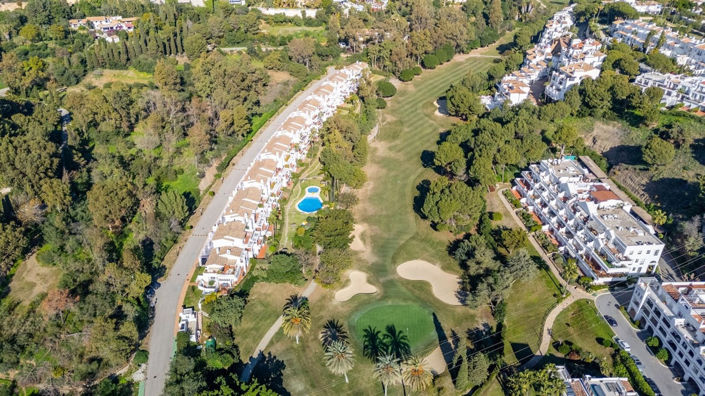 Image No.30-3 Bed Property for sale