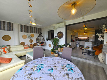 10-bb915d1cb19341576dcdc994b81ab9c5