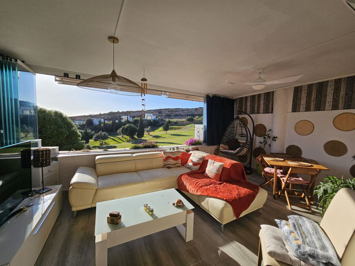 Image No.12-4 Bed Property for sale