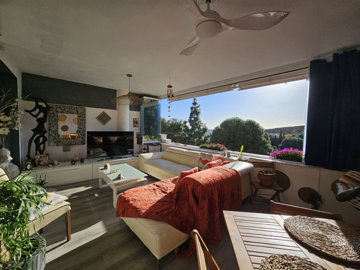 13-5fd73dea700db77384c091ca9818b1a9