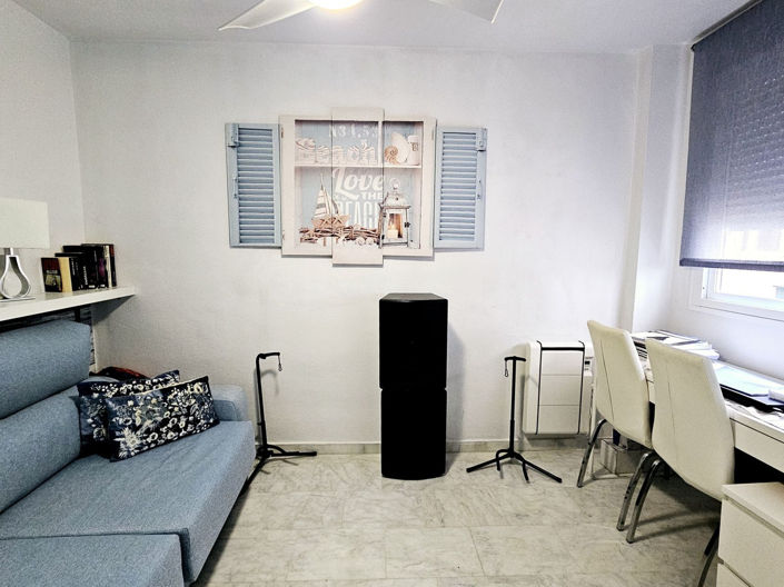 Image No.19-4 Bed Property for sale