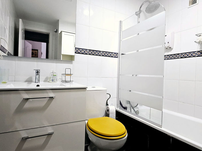 Image No.21-4 Bed Property for sale