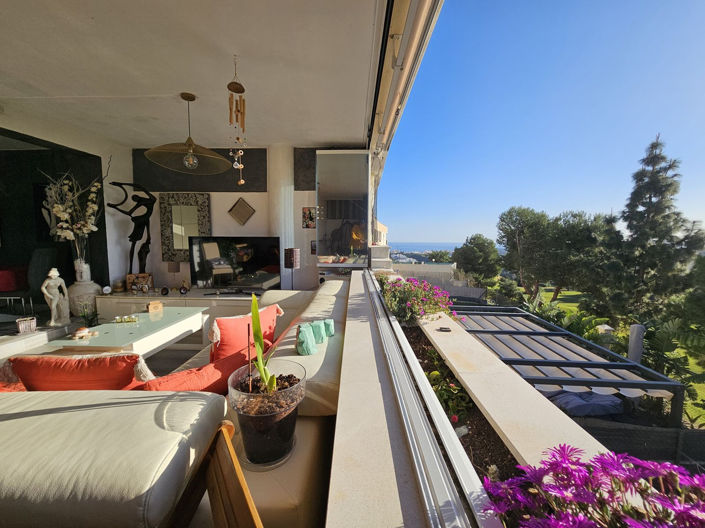 Image No.8-4 Bed Property for sale