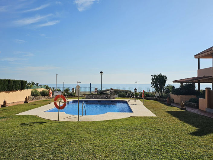 Image No.14-3 Bed Semi-Detached for sale