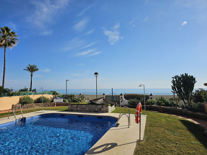 Image No.18-3 Bed Semi-Detached for sale