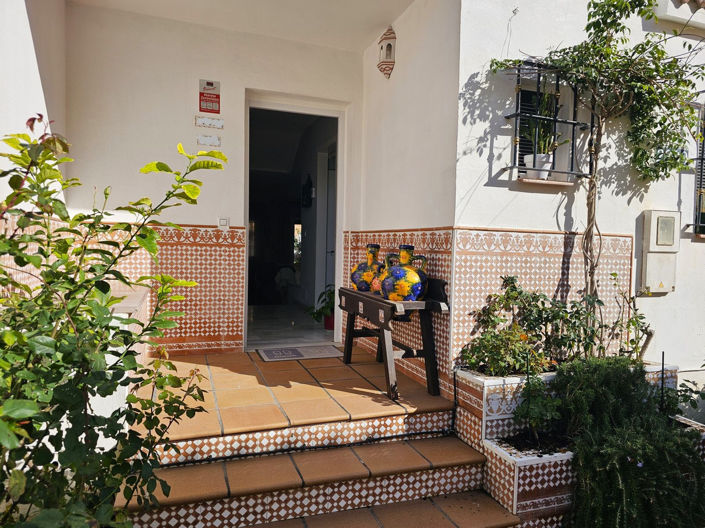 Image No.3-3 Bed Semi-Detached for sale