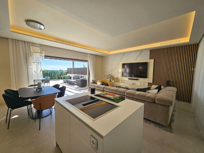 Image No.14-4 Bed Property for sale