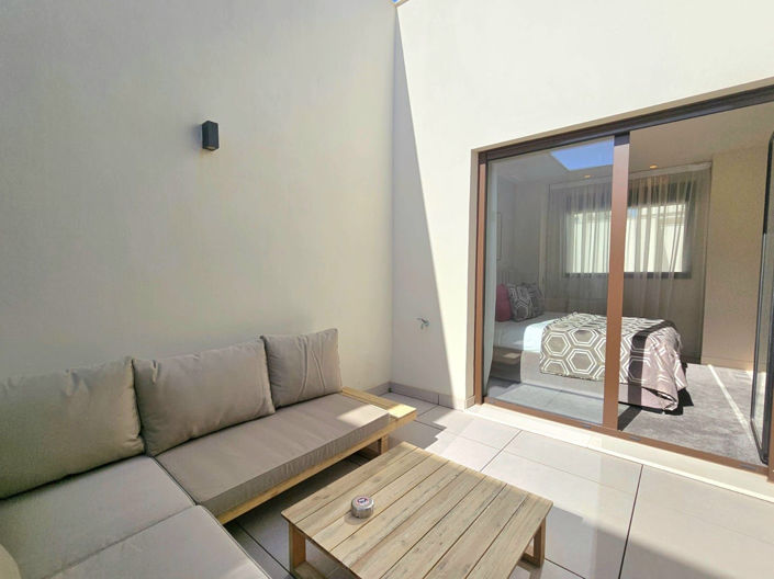 Image No.23-4 Bed Property for sale