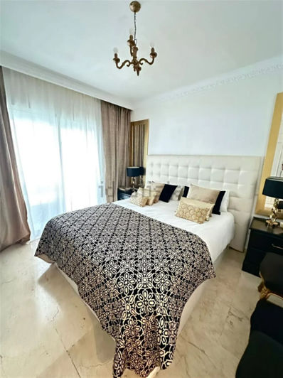 Image No.11-2 Bed Property for sale