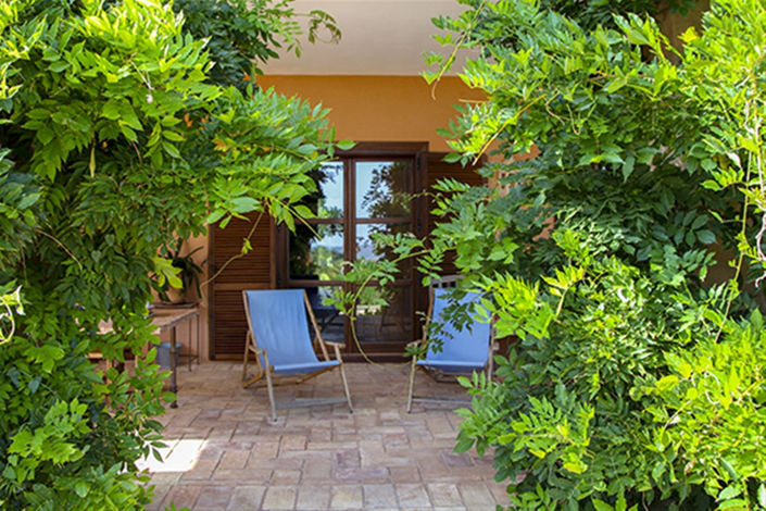 Image No.19-5 Bed Property for sale