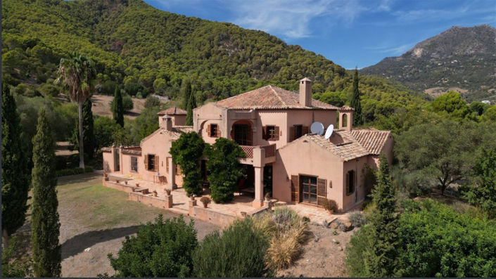 Image No.21-5 Bed Property for sale