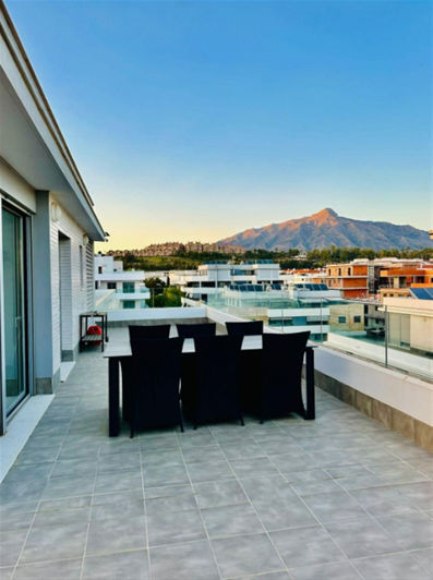 Image No.1-3 Bed Property for sale