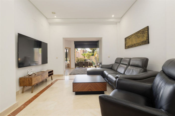 Image No.5-2 Bed Property for sale