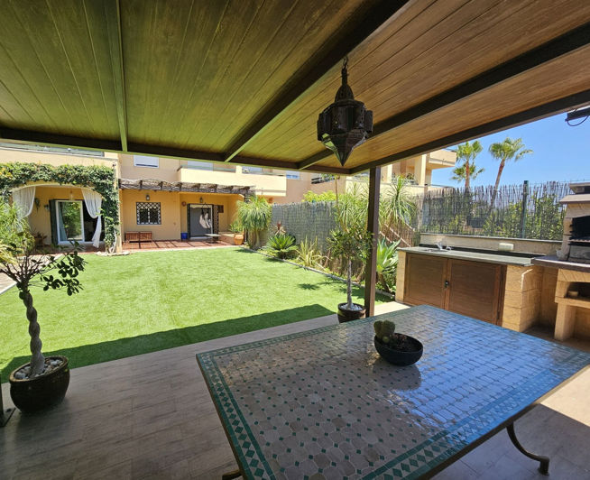 Image No.24-2 Bed Property for sale