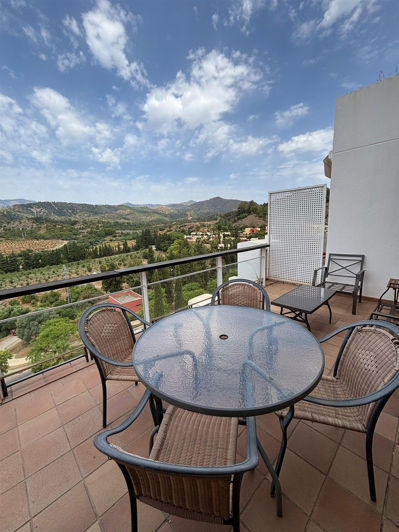 Image No.1-3 Bed Property for sale