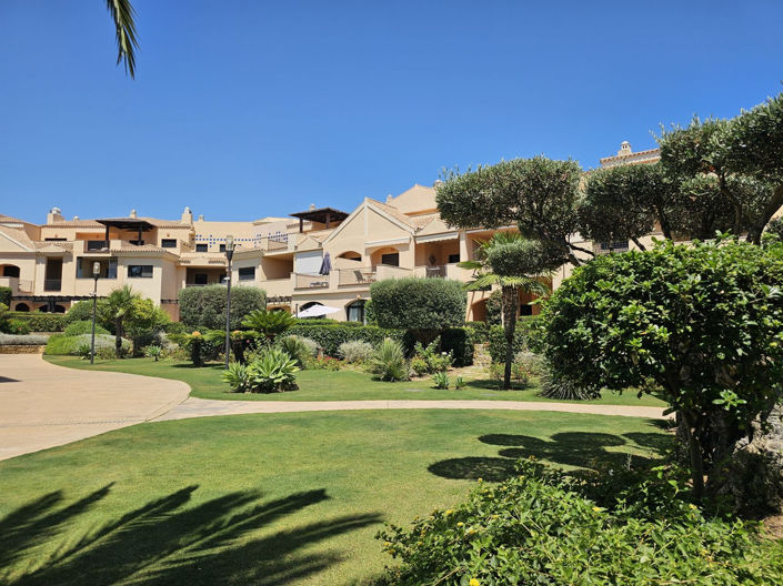 Image No.23-3 Bed Property for sale