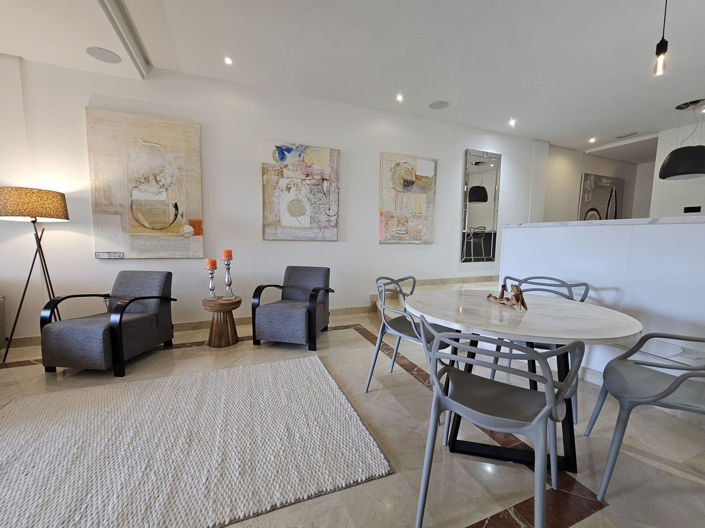Image No.7-3 Bed Property for sale