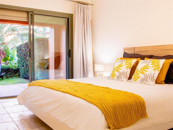 Image No.8-2 Bed Property for sale