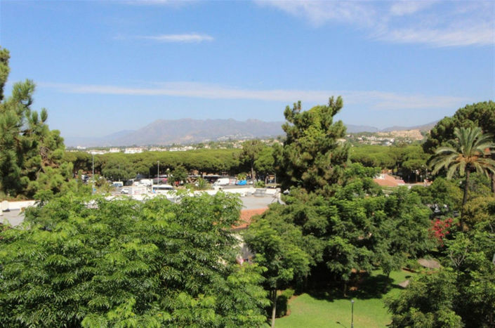 Image No.25-2 Bed Property for sale